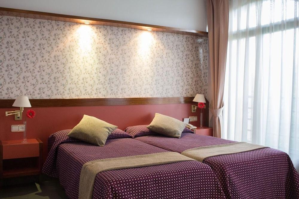 Hotel Jardin De Aranjuez Zewnętrze zdjęcie