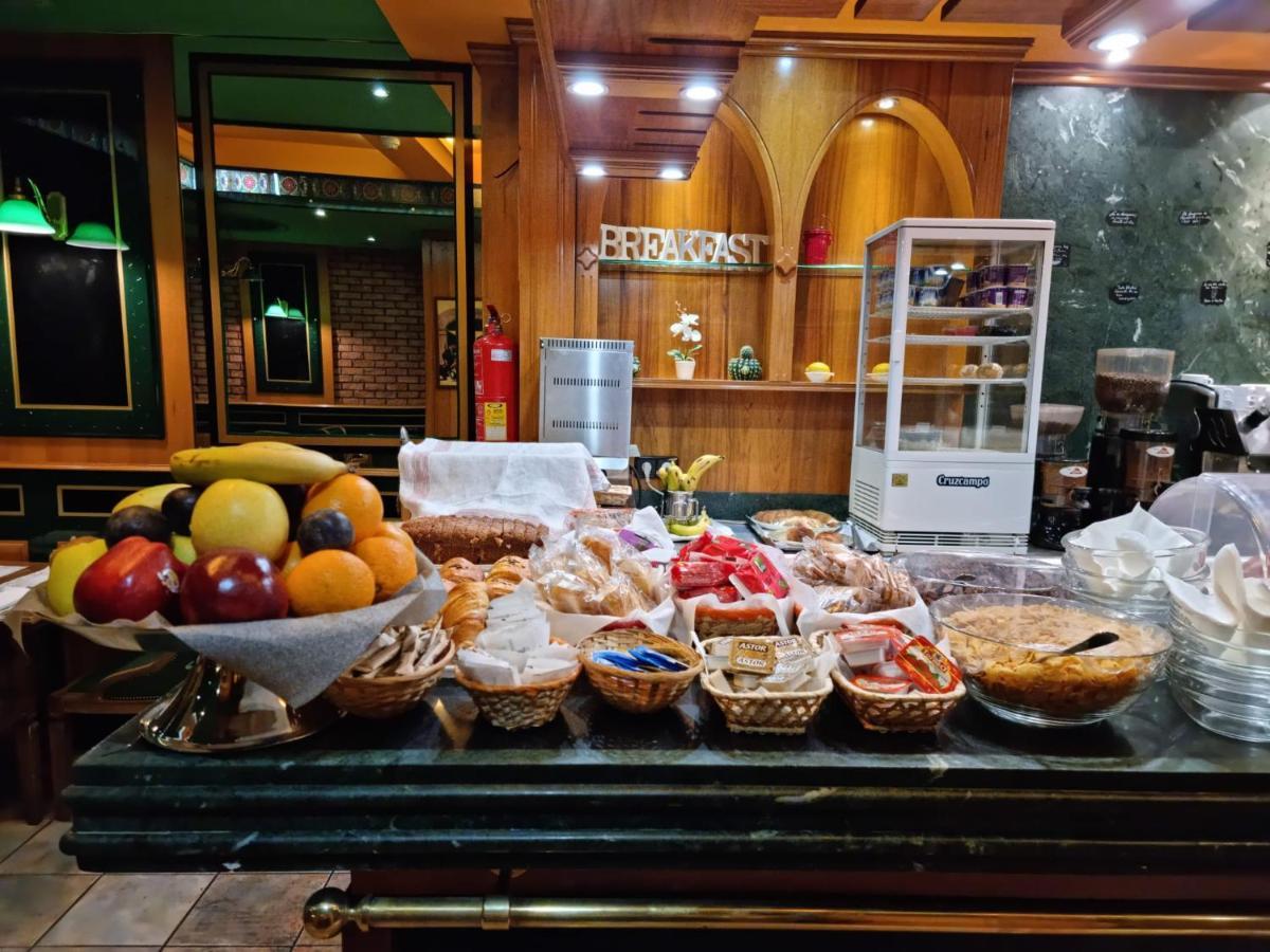 Hotel Jardin De Aranjuez Zewnętrze zdjęcie