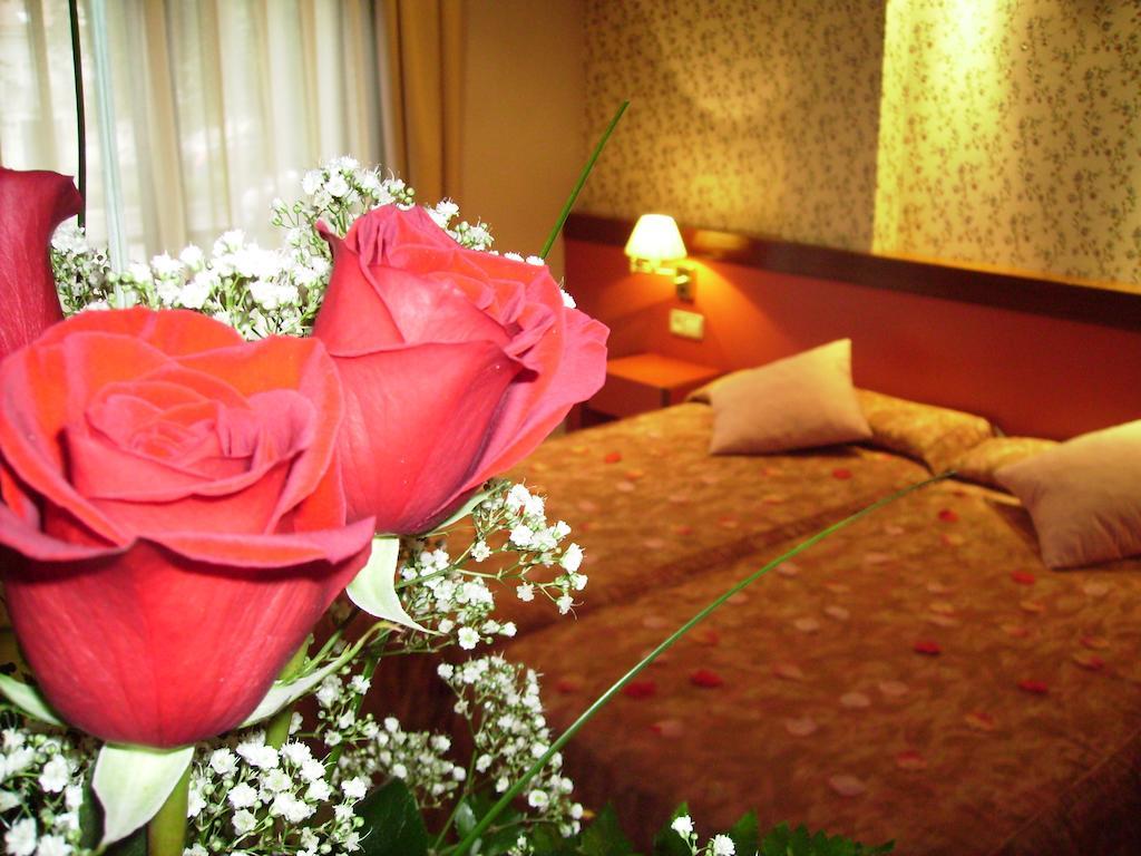 Hotel Jardin De Aranjuez Zewnętrze zdjęcie
