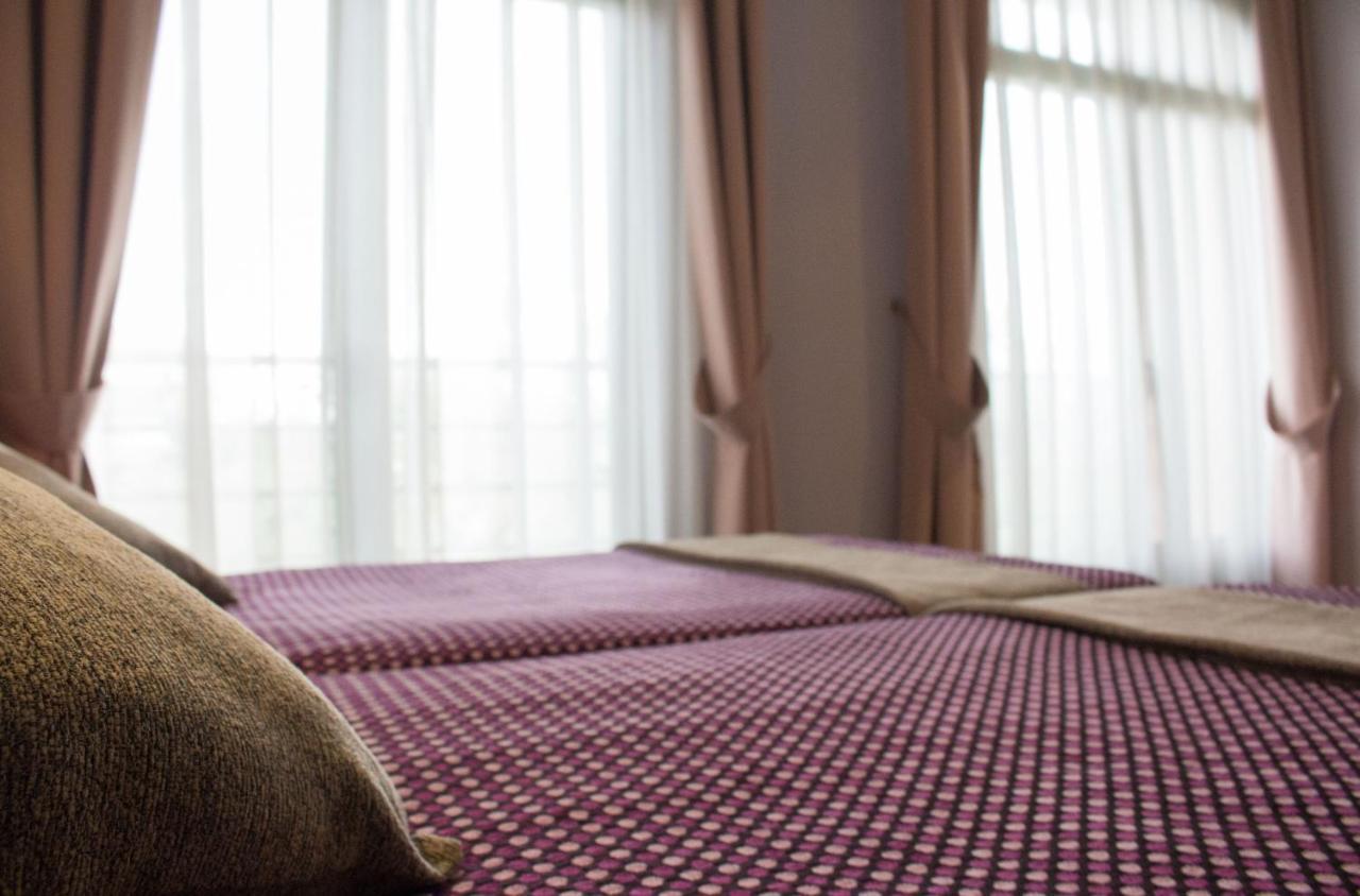 Hotel Jardin De Aranjuez Zewnętrze zdjęcie